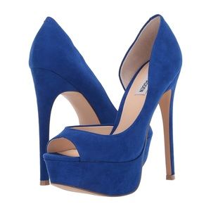 Steve Madden Dynamic Blue Pumps